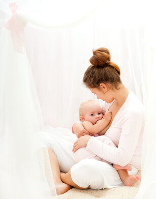 mother-breast-feeding-her-infant